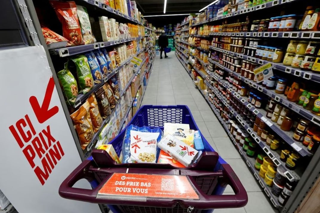 image ECB survey sees moderating inflation, rising wage expectations