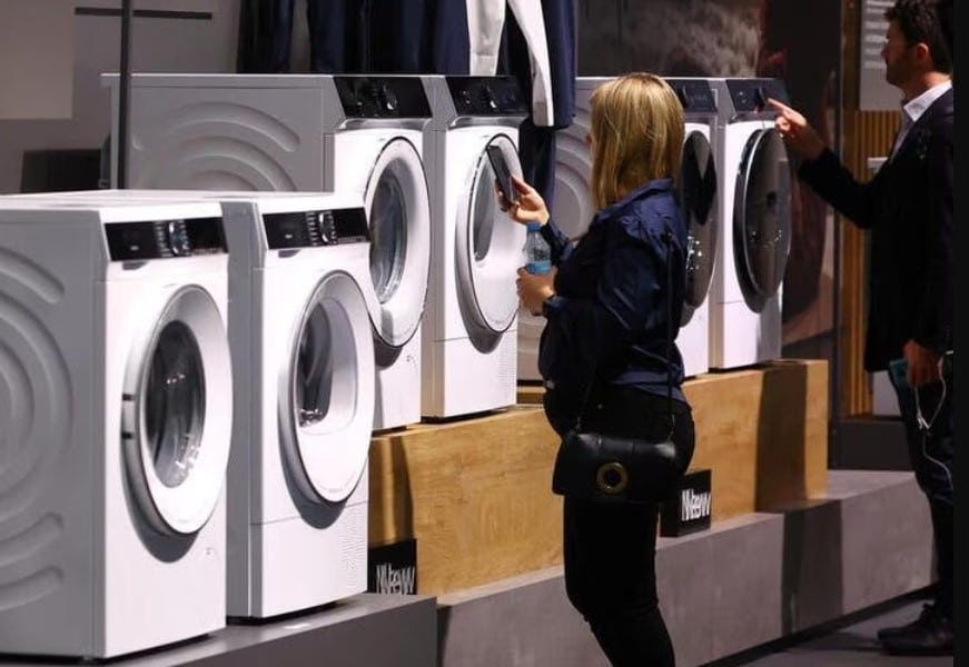 image Companies would have to offer repairs for worn-out products for up to 10 years under proposed EU rules