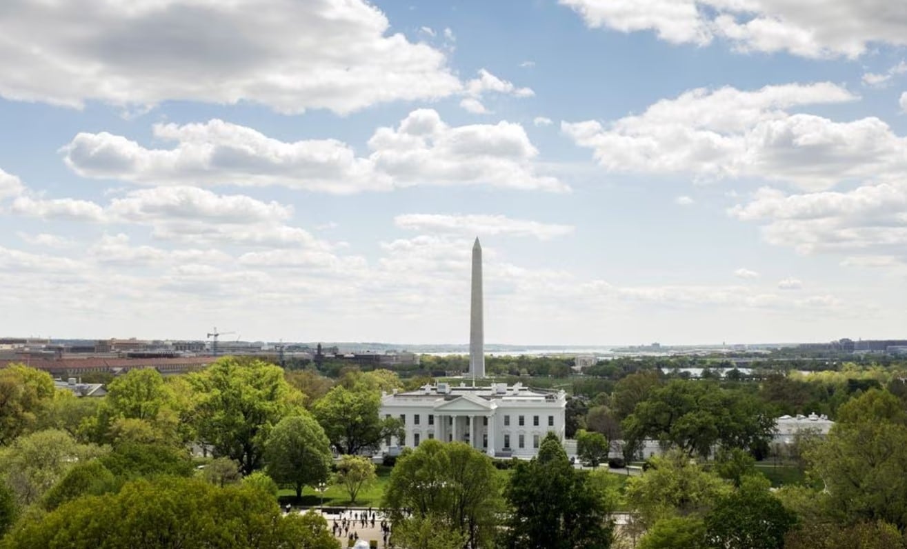 US Secret Service shoots armed man near White House overnight, agency says