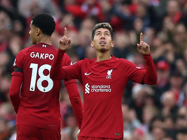 cover Arsenal denied huge win as Liverpool hit back to draw