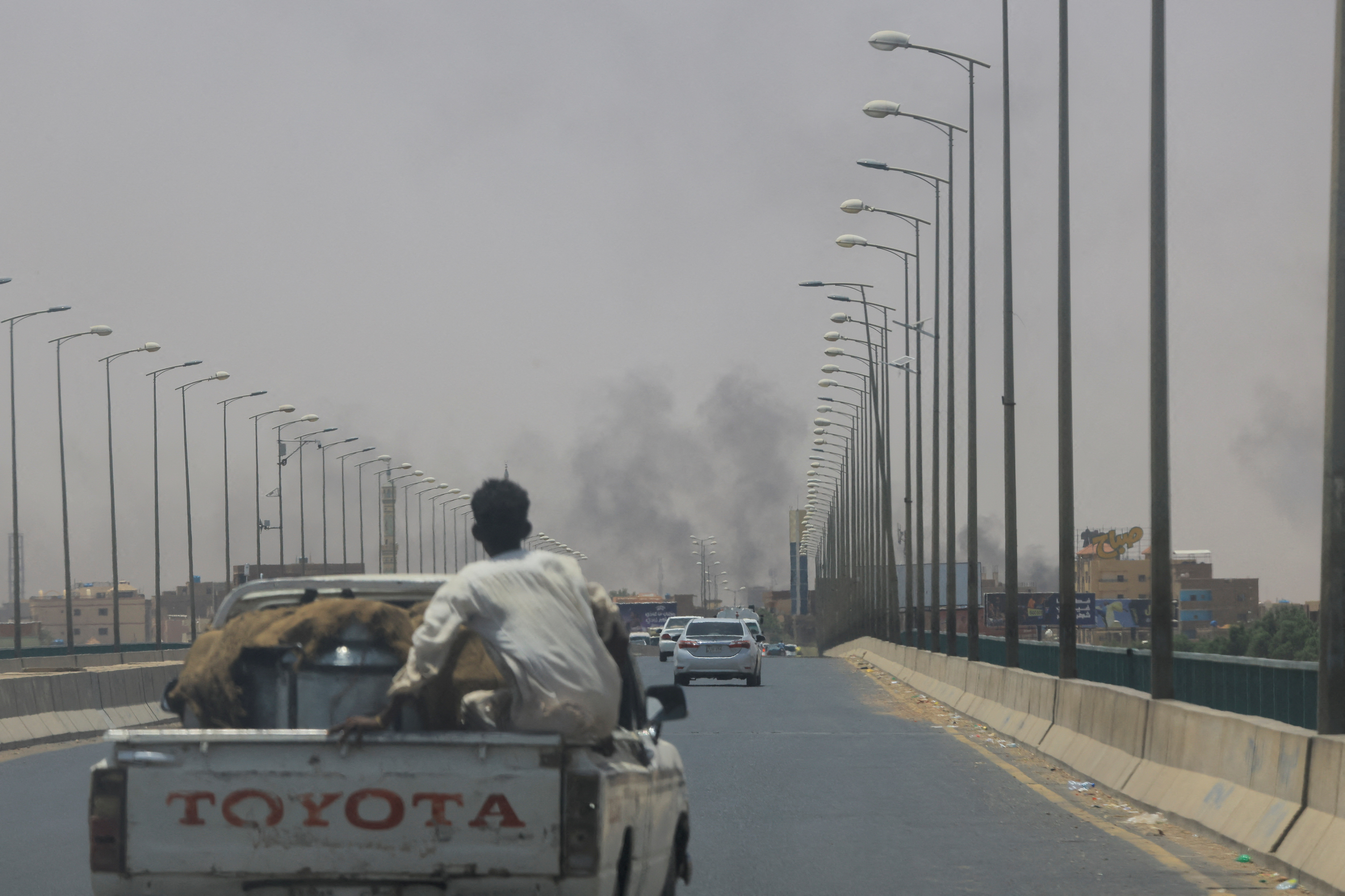 image Sudan paramilitaries say they have seized presidential palace in apparent coup bid (Updated)