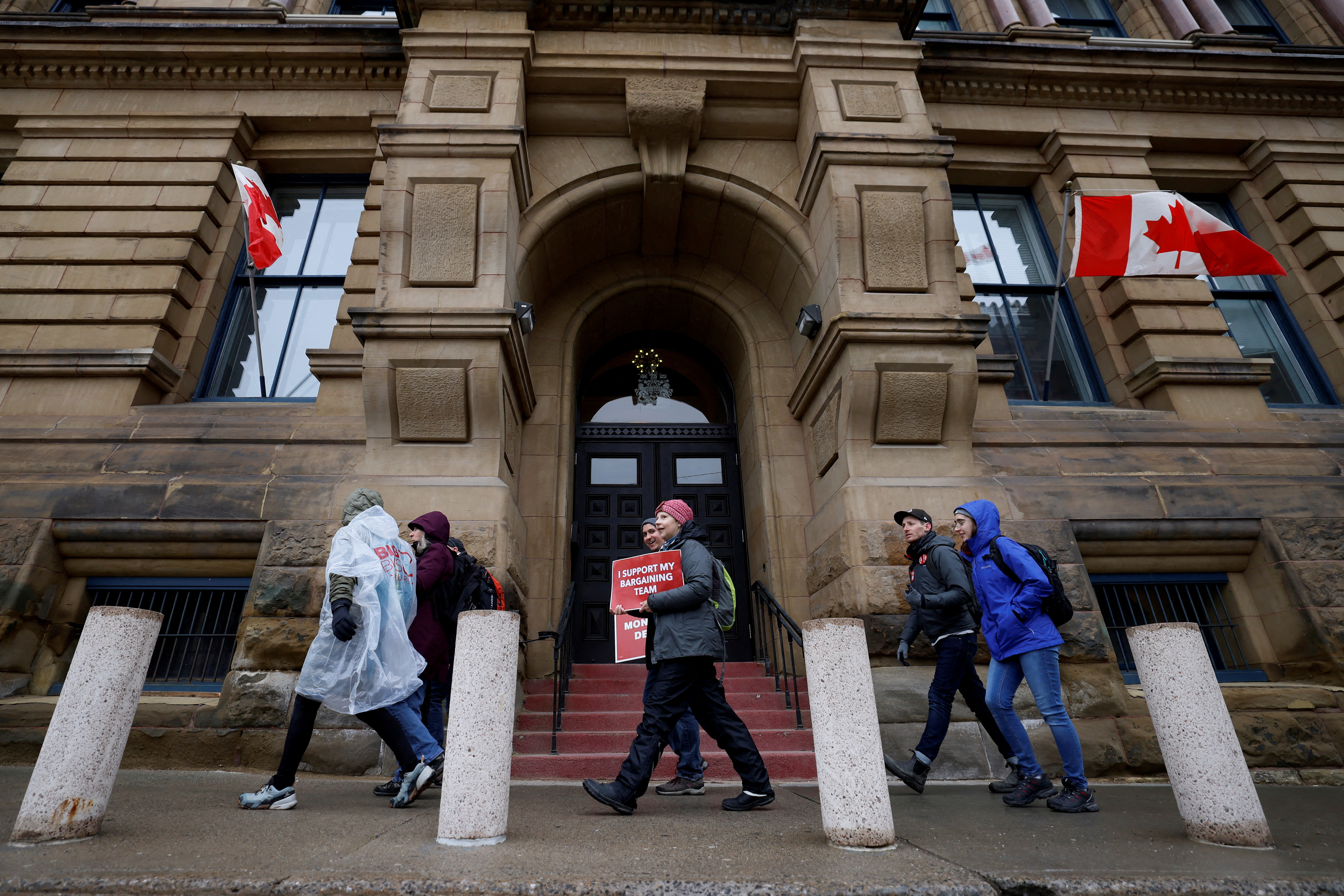 image Canada&#8217;s largest public sector strike leaves thousands in immigration limbo