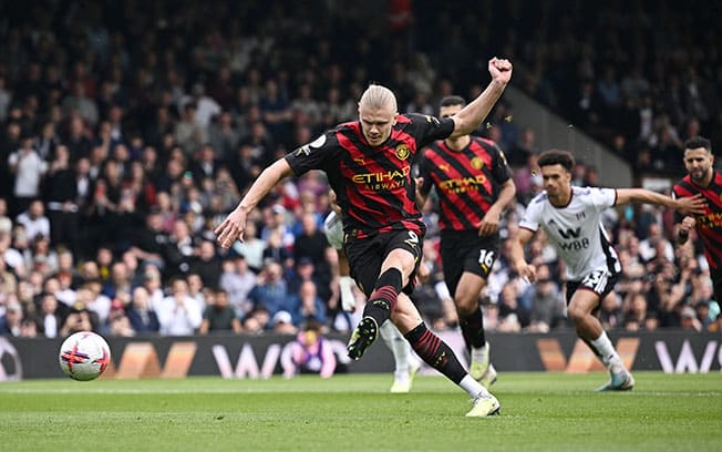 image City beat Fulham to go top, wins for Man United and Newcastle