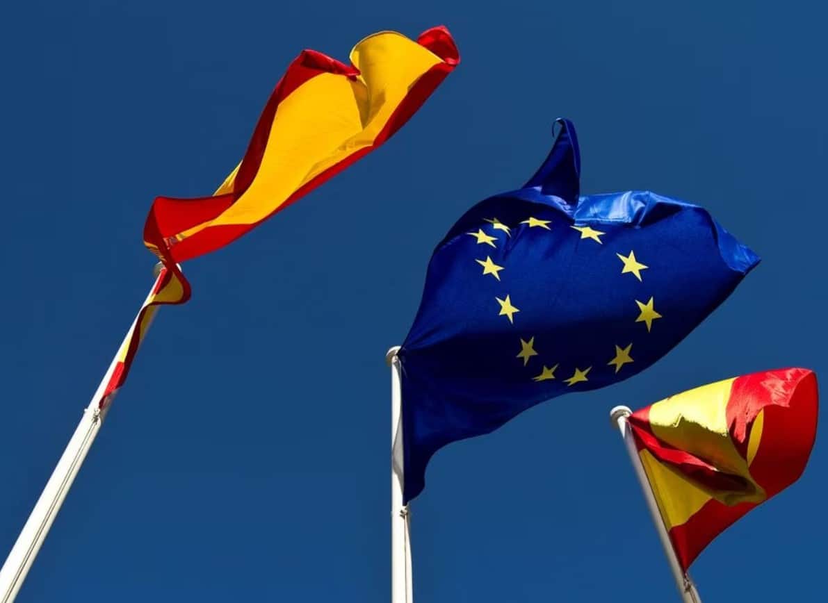 image Seaplanes and tech gods: Spain&#8217;s drive to dish out $84 billion of EU cash