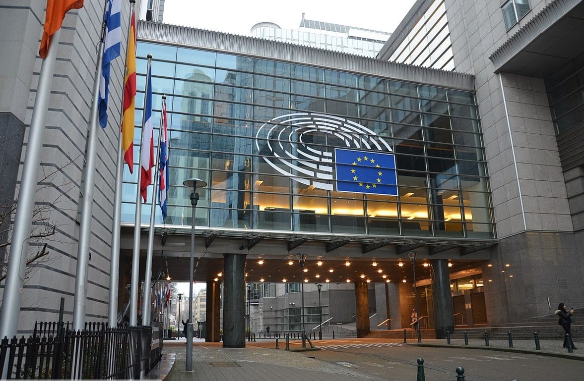 cover EU parliament backs world&#8217;s first comprehensive rules for cryptoassets