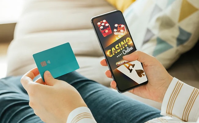 image UK sets out tougher gambling rules for smartphone era