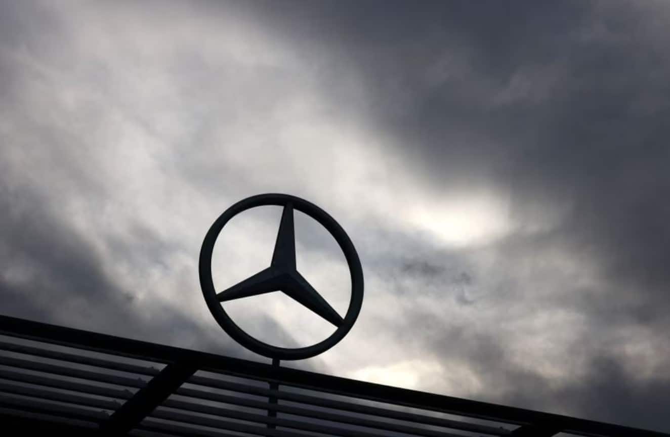 image Mercedes posts rise in Q1 sales boosted by EVs, premium cars