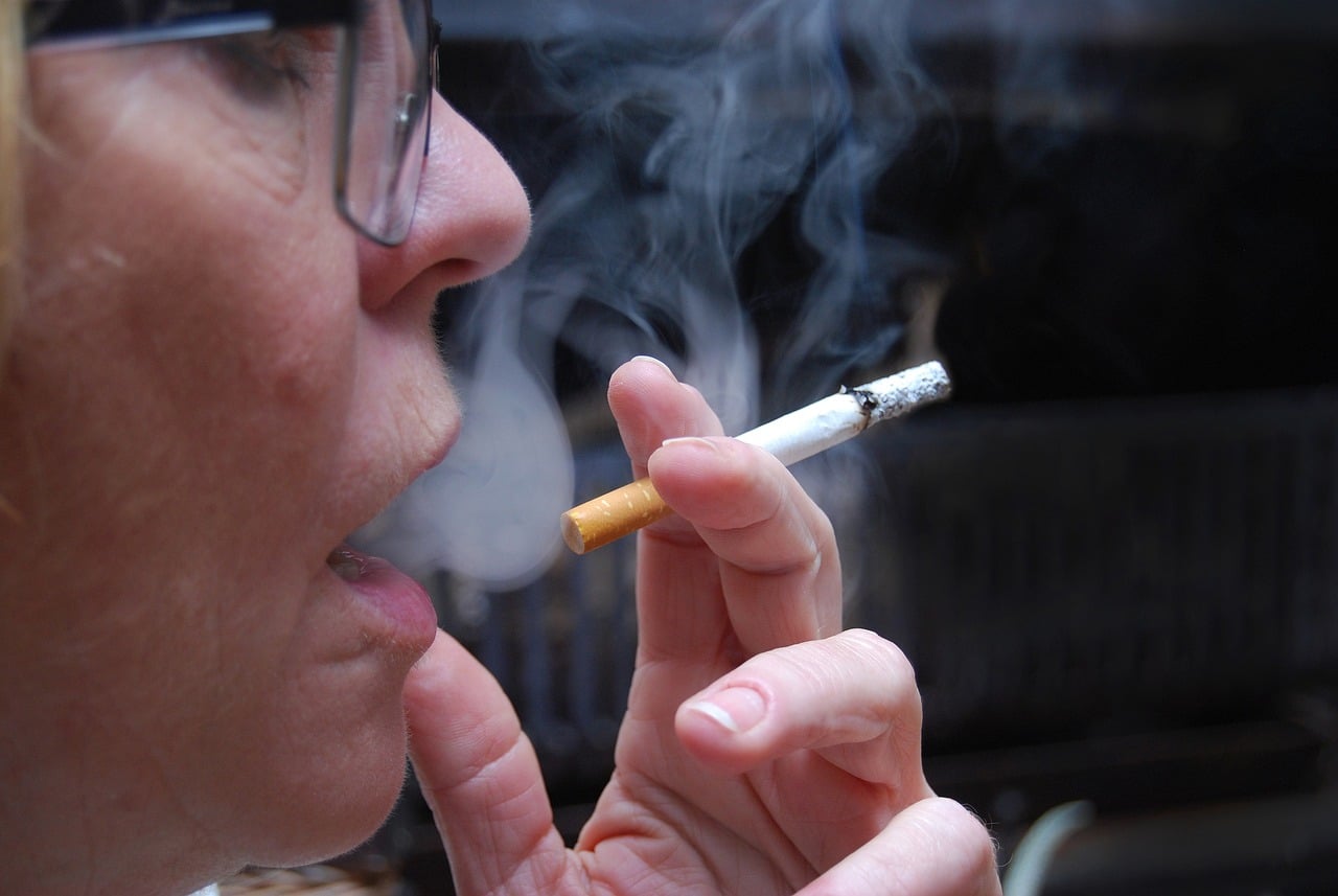 Smoking fines add €1.5m to state coffers over last decade