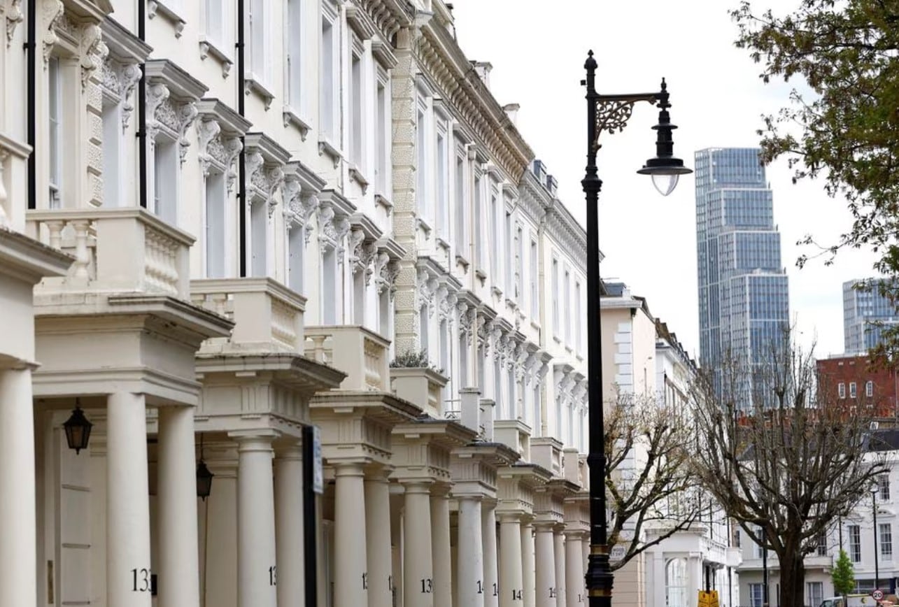 image UK house prices rise 5.5 per cent year-on-year in February
