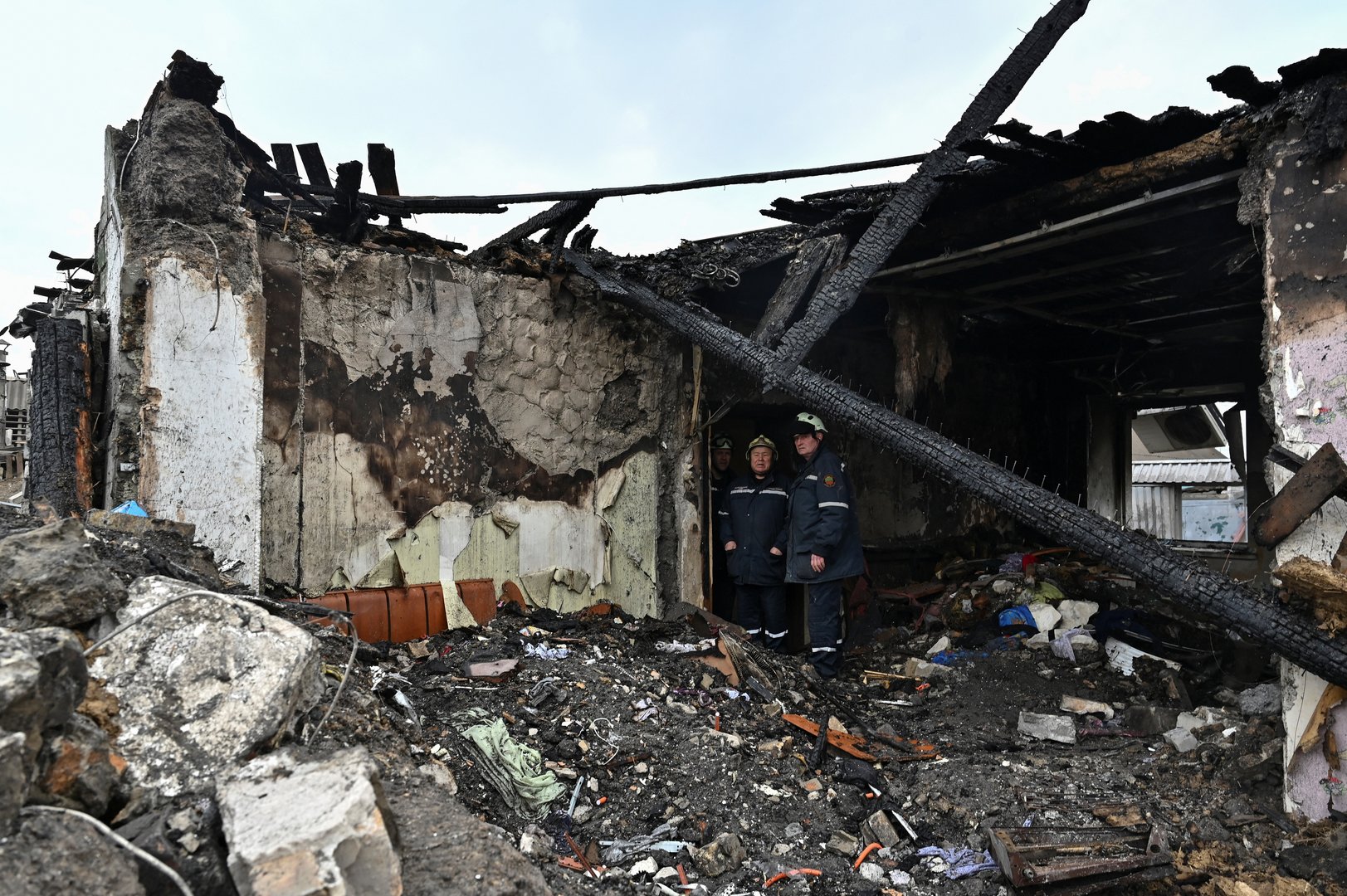 image Russia says it has destroyed 70,000-tonne fuel depot near Zaporizhzhia