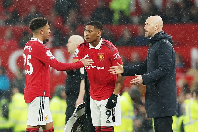 cover Ten Hag warns Man United against complacency