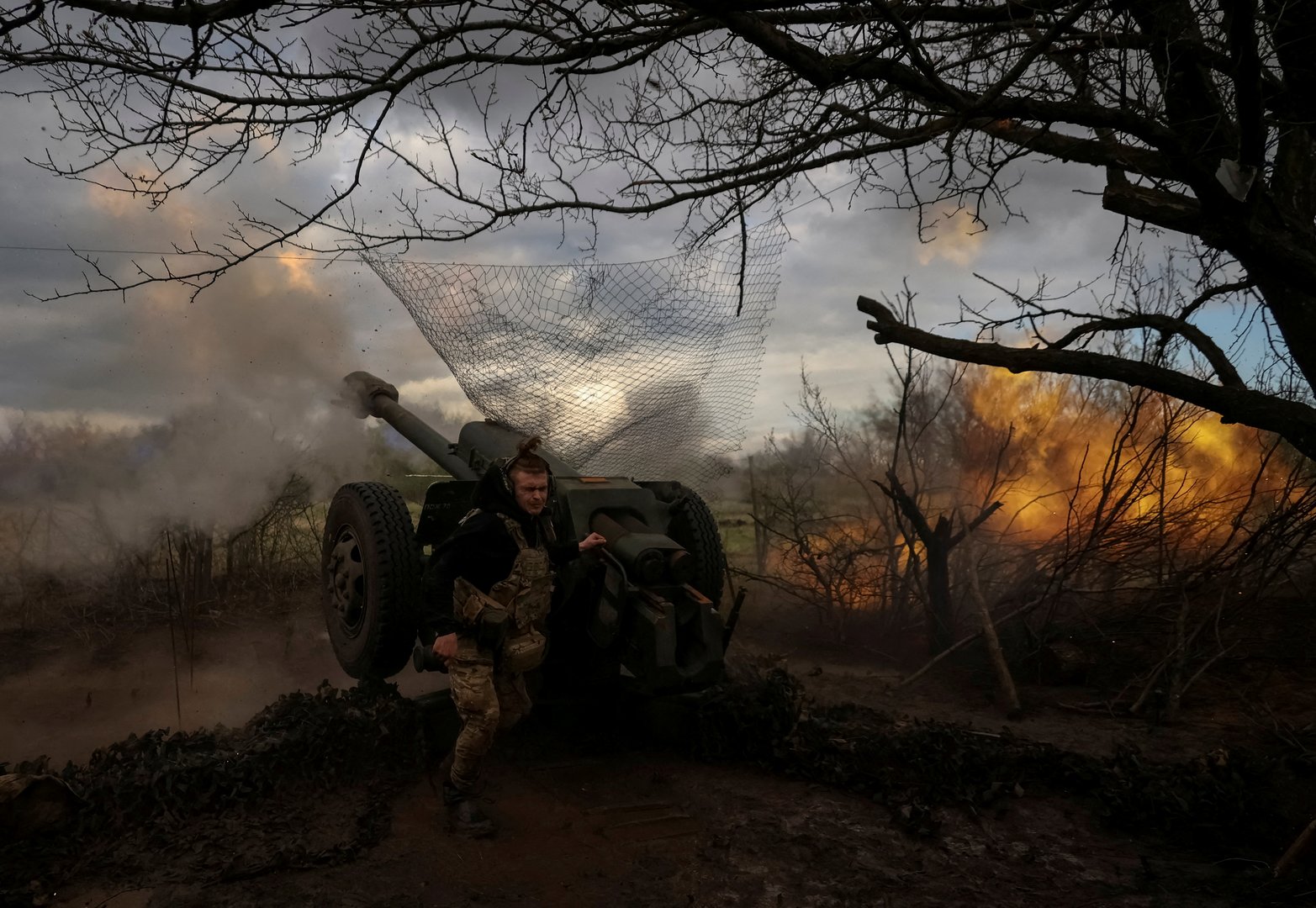 image Ukrainian forces push back Russian invaders from some positions in Bakhmut