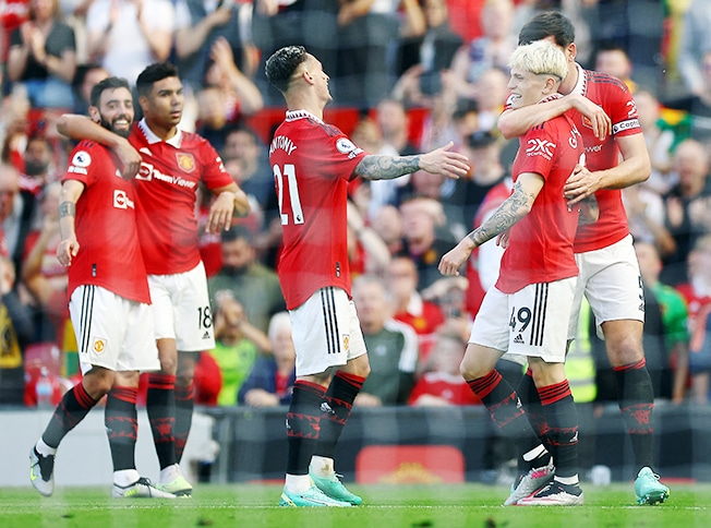 image Vital win for Man United in race for top four, Saints relegated