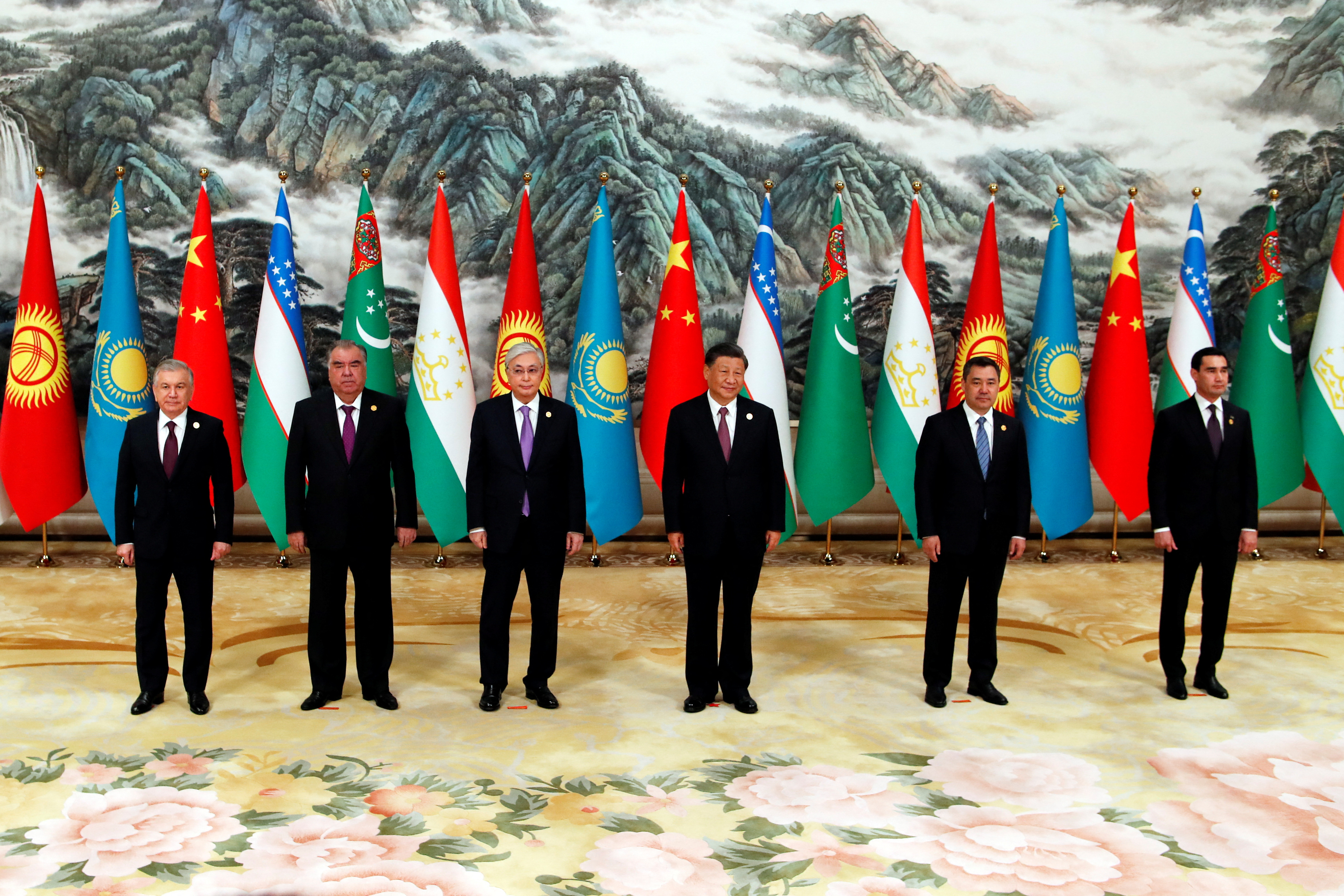 image Xi focus: Xi charts course for China-Central Asia cooperation