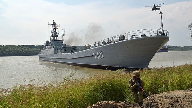 image Russia says it destroys Ukraine&#8217;s &#8216;last warship&#8217;
