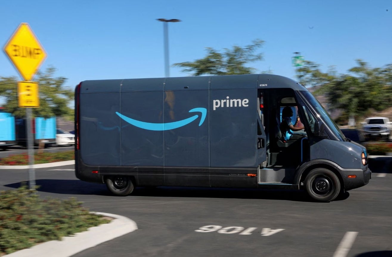 cover Amazon steps up AI race with up to $4 billion deal to invest in Anthropic