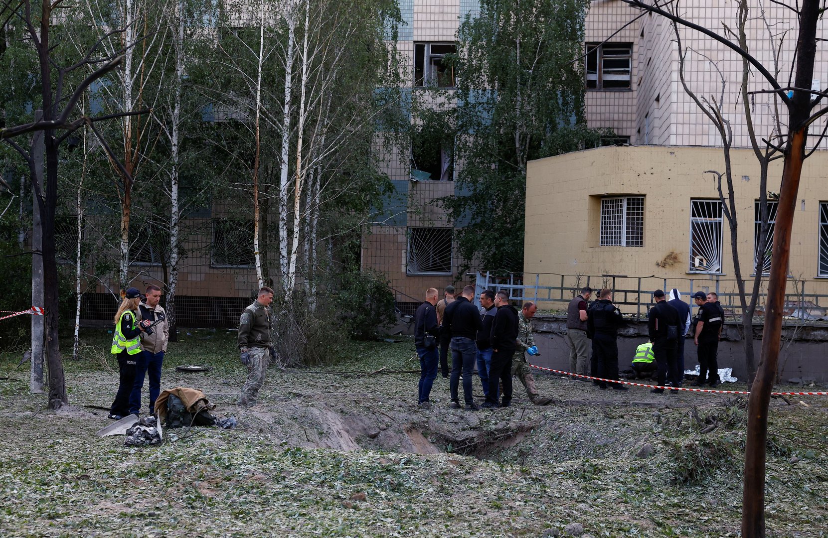 image Belgorod governor says eight wounded by Ukrainian strikes, Russian Kyiv shelling continues