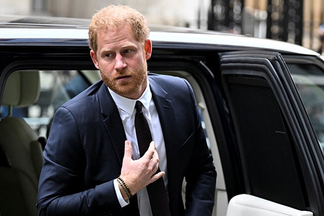 image Harry tells UK court press has blood on its hands