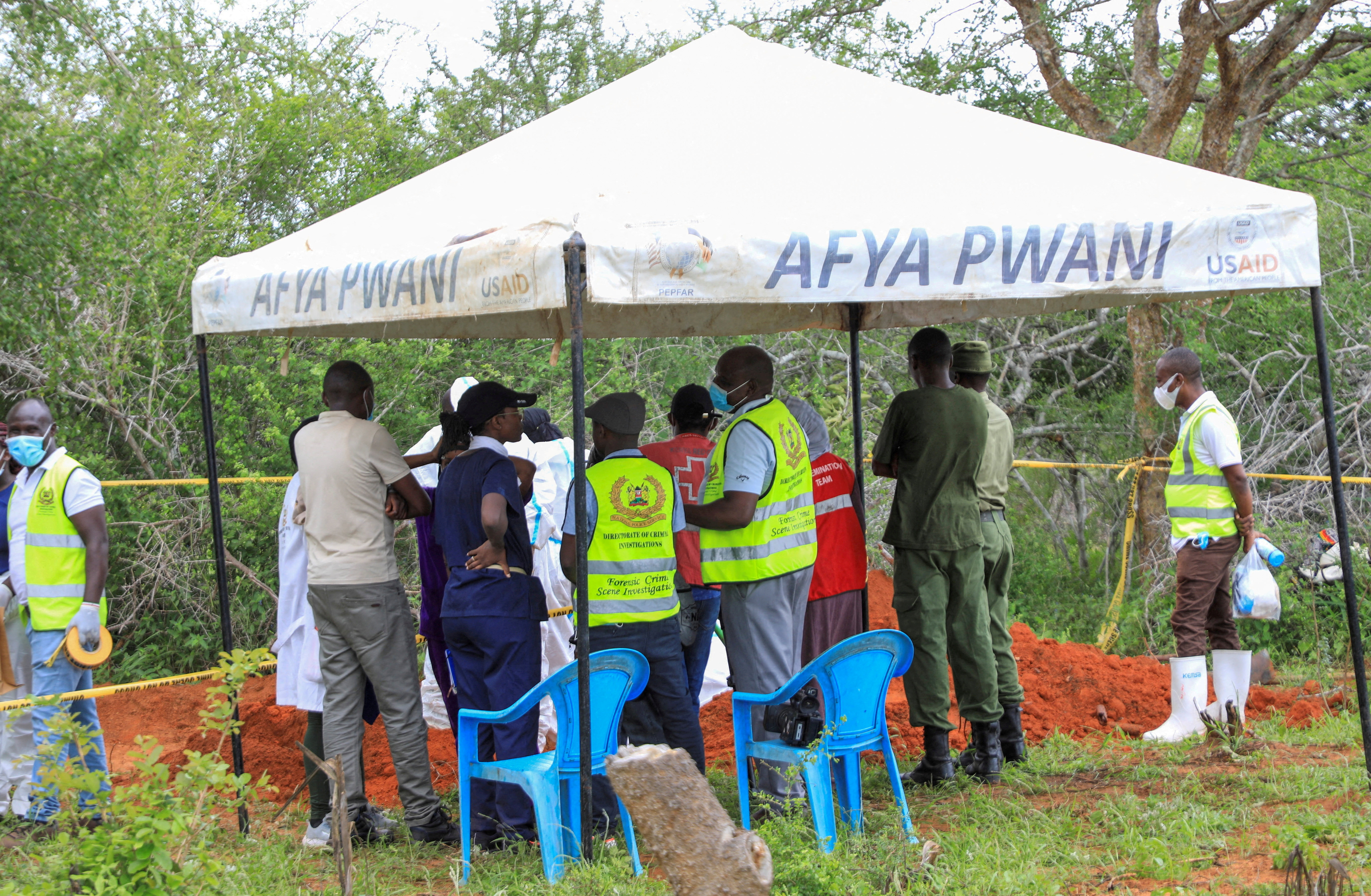 image Death toll from Kenyan doomsday cult crosses 300