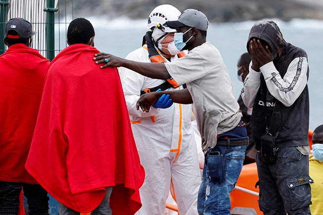 image Over 30 feared dead as dinghy bound for Canary Islands sinks