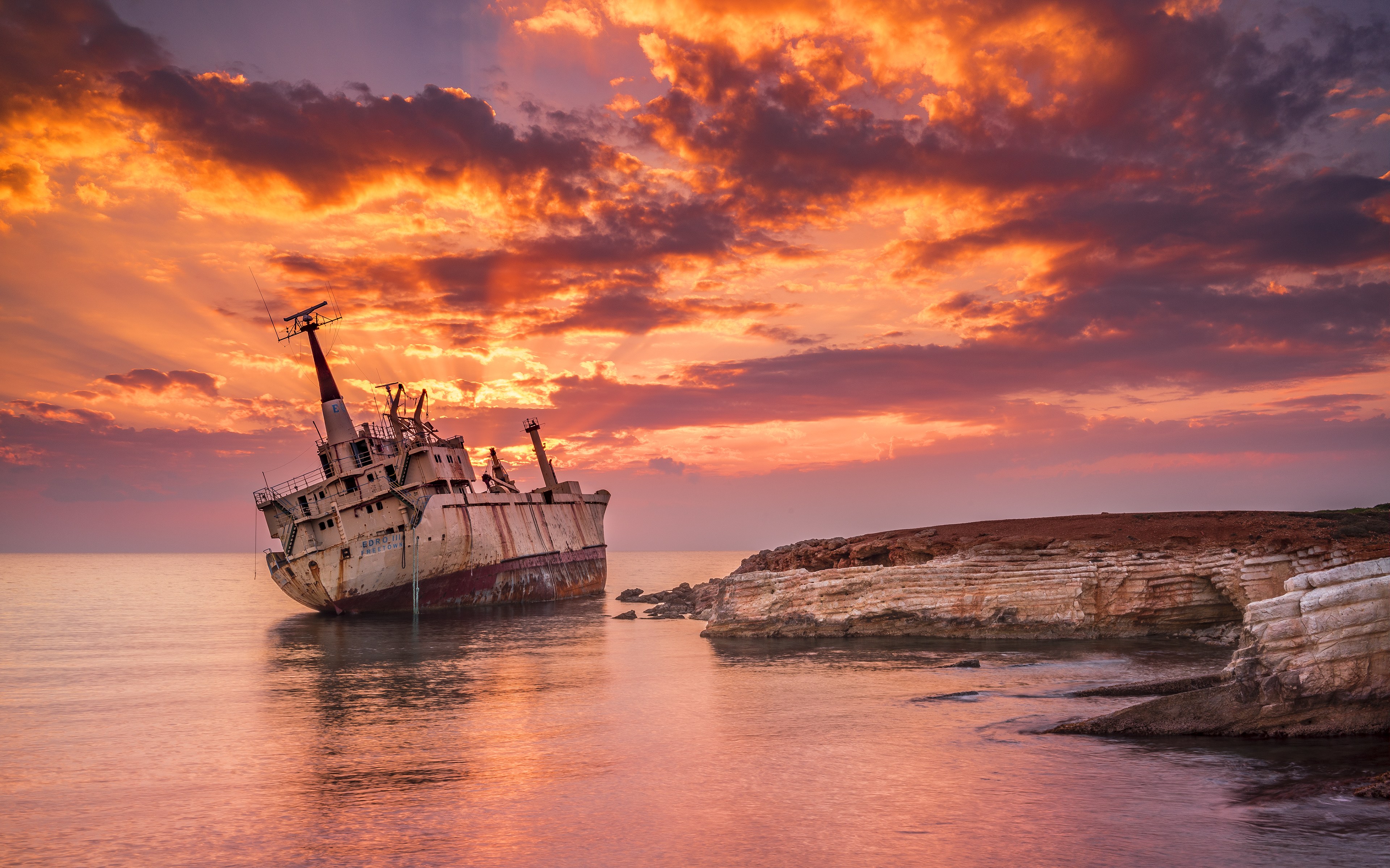 cover Moonlight Piano concert against shipwreck backdrop