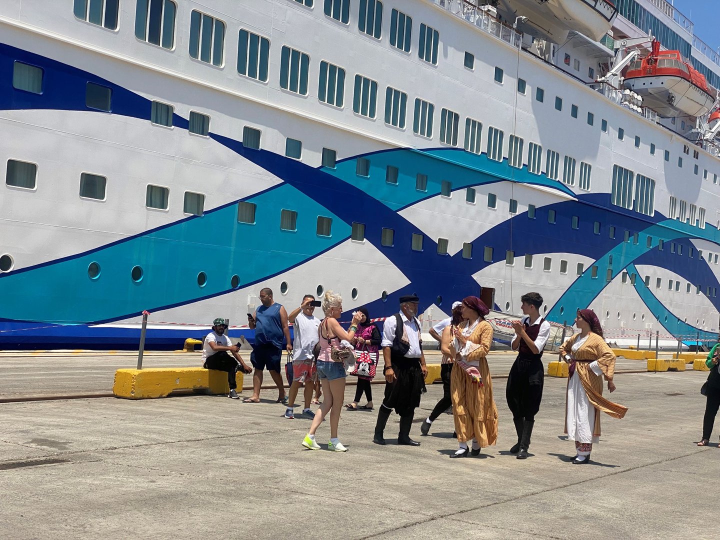 image Israeli cruise ship Crown Iris arrives in Larnaca