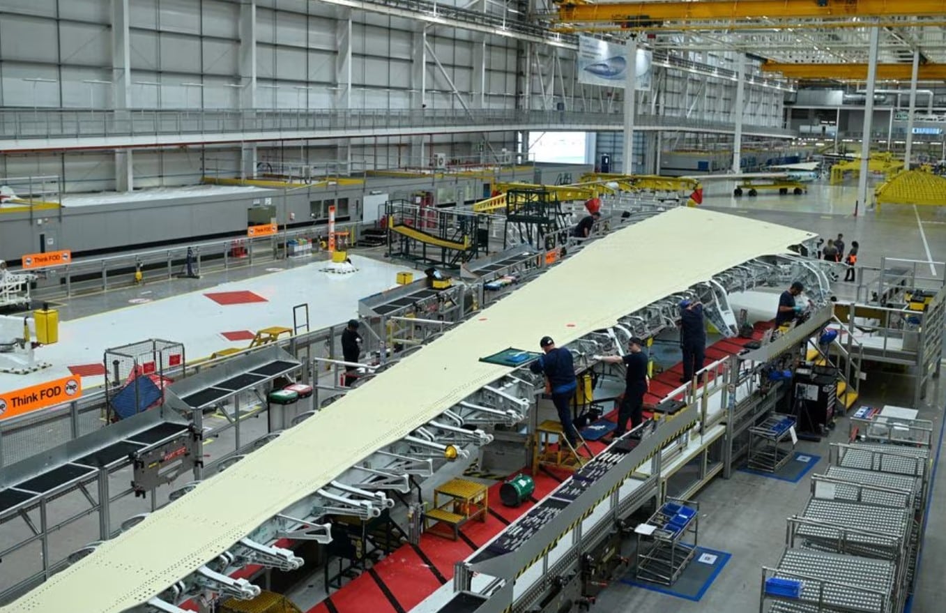 image UK manufacturers lift 2023 outlook, boosted by aircraft and electronics