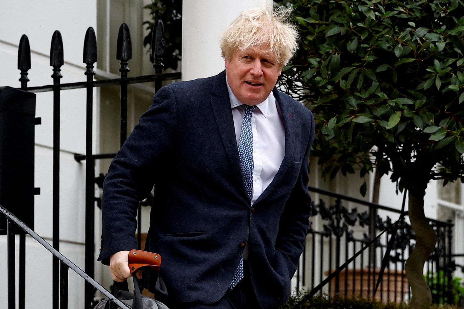 image UK minister: &#8216;The world has moved on&#8217; from Boris Johnson