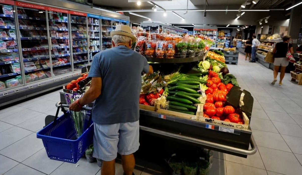 image Eurozone inflation falls again in June as energy prices tumble