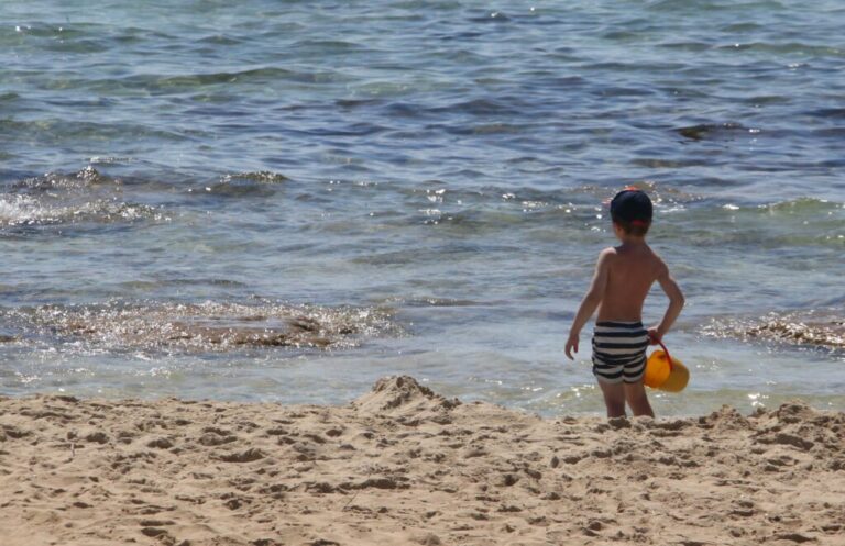 image Cyprus sees temperatures slightly above seasonal average