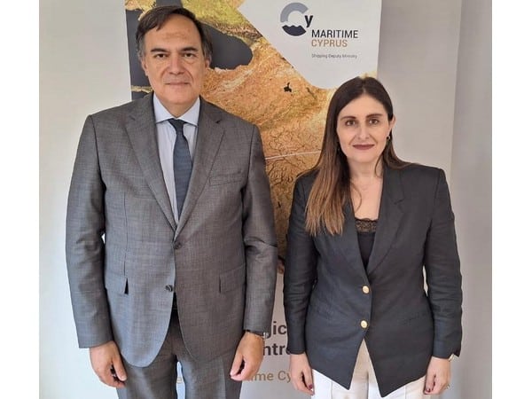 cover Deputy ministry of shipping aims to strengthen ties with Greece