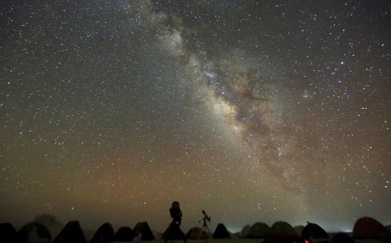 image Scientists expand search for signs of intelligent alien life