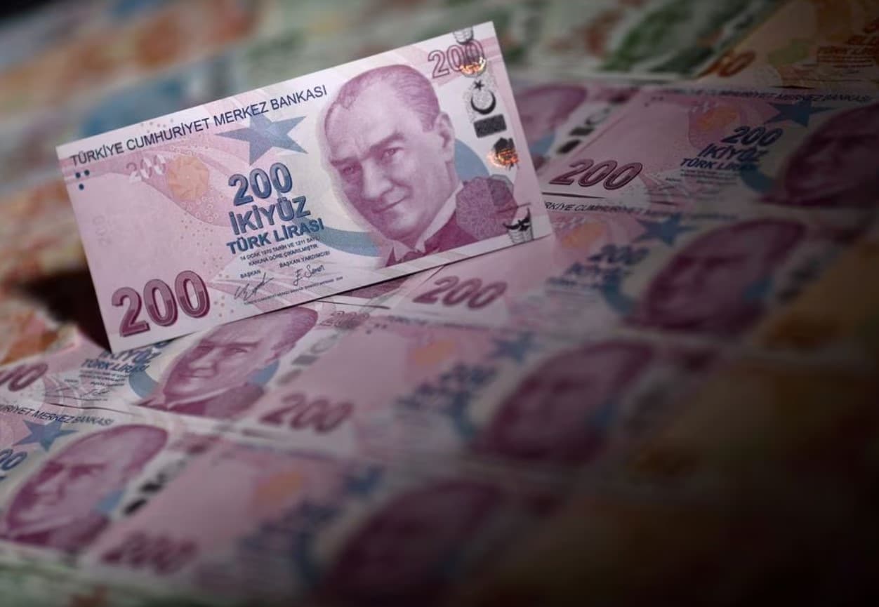 image Turkish lira flat after touching record low, cenbank reserves up