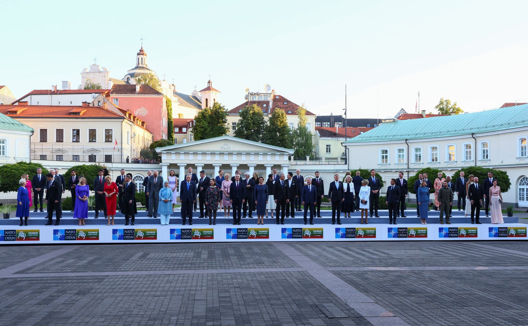 image NATO welcomes Ukraine&#8217;s membership but stops short of invitation