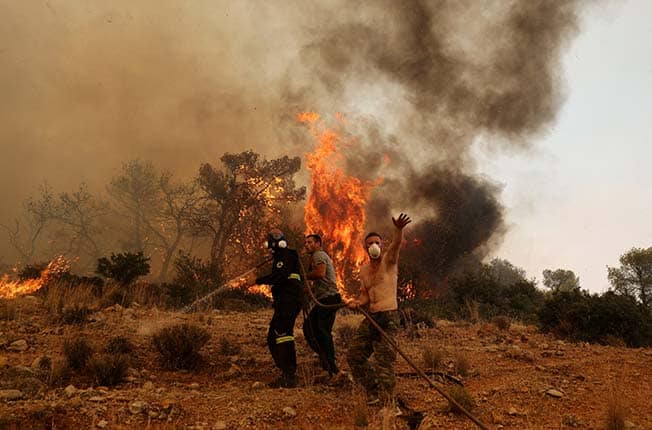 image Three dead in Greece wildfires as firefighters battle the flames (updated)