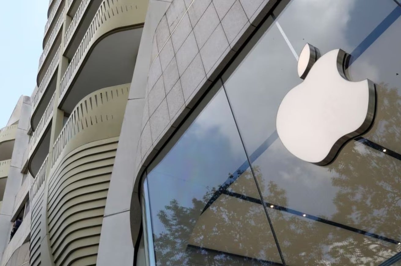 image Apple faces $1 bln UK lawsuit by apps developers over app store fees