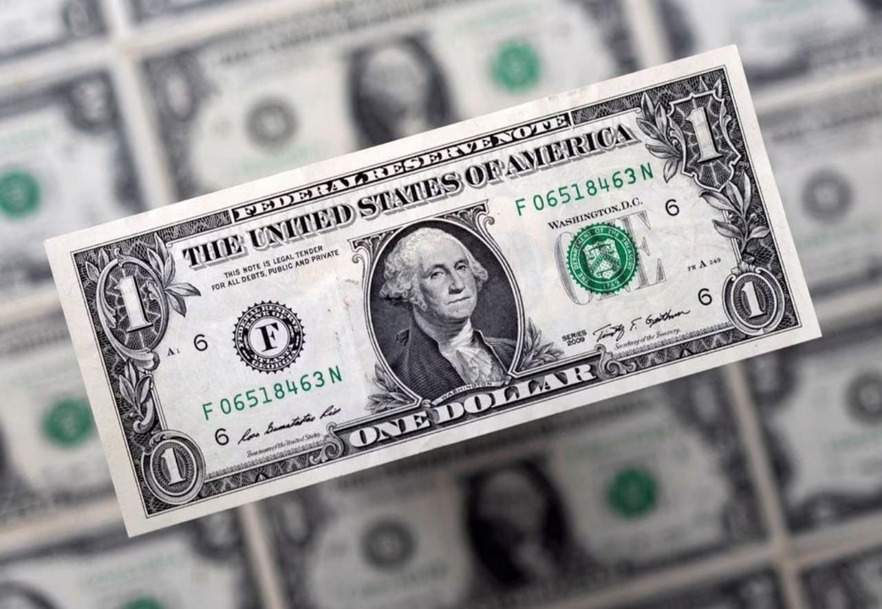 cover Dollar licks wounds as policy peak looms