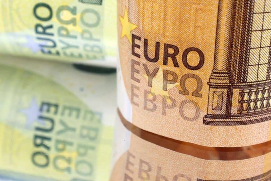 euro cash note