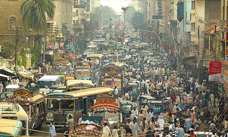 image What’s Eaten Where: Karachi &#8211; bun kababs in the city that never sleeps