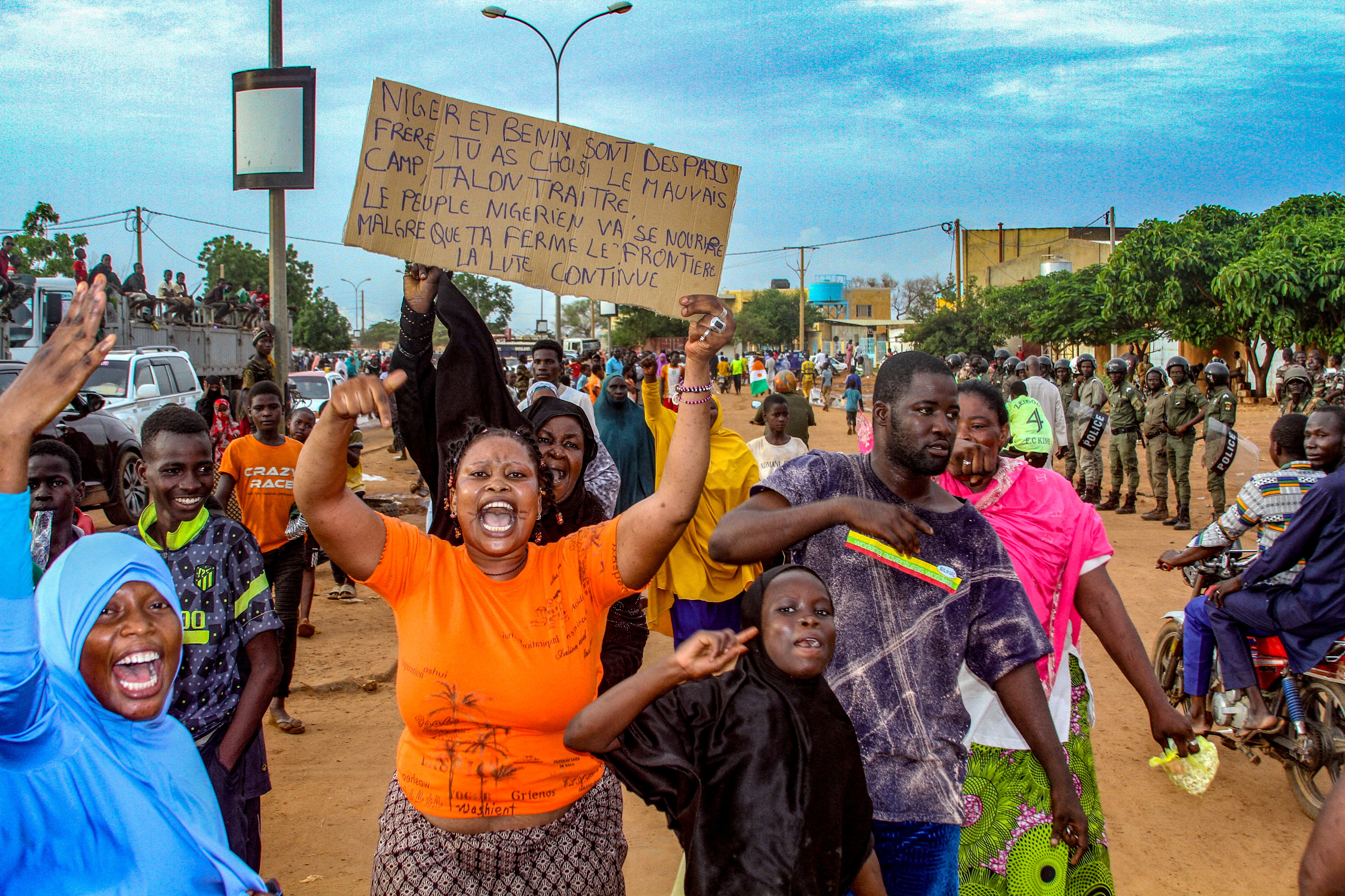 image Niger junta: ousted president could be prosecuted for high treason