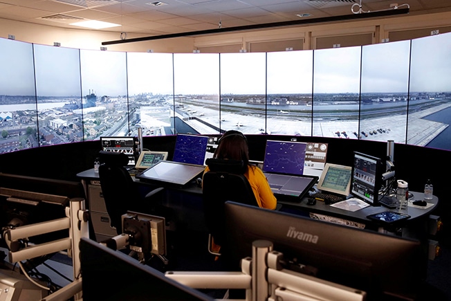 image UK air traffic issue fixed, working on backlog of disrupted flights