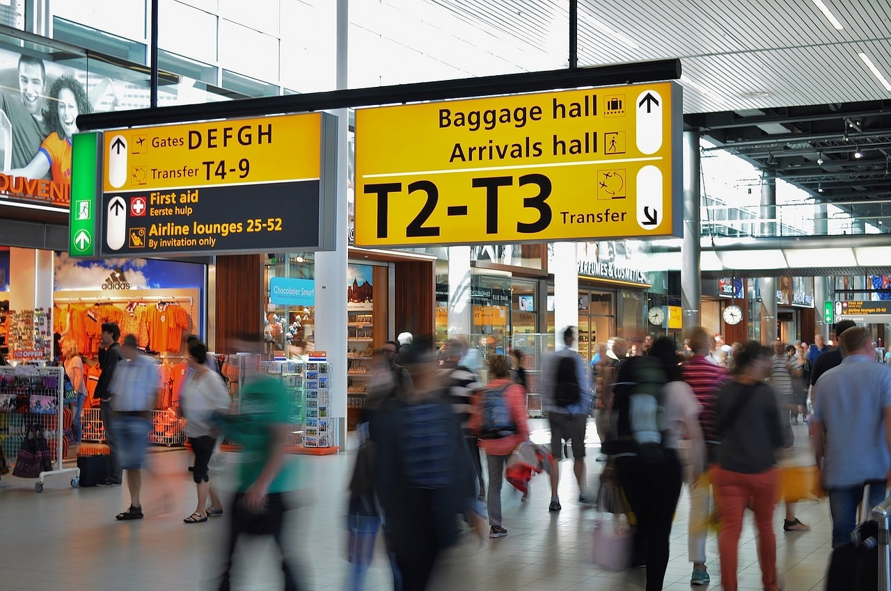image Airlines, hotels branch out with experiences to lure travelers