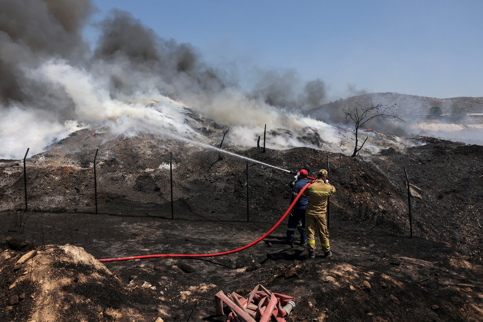 image Cyprus to help fight Greek fires