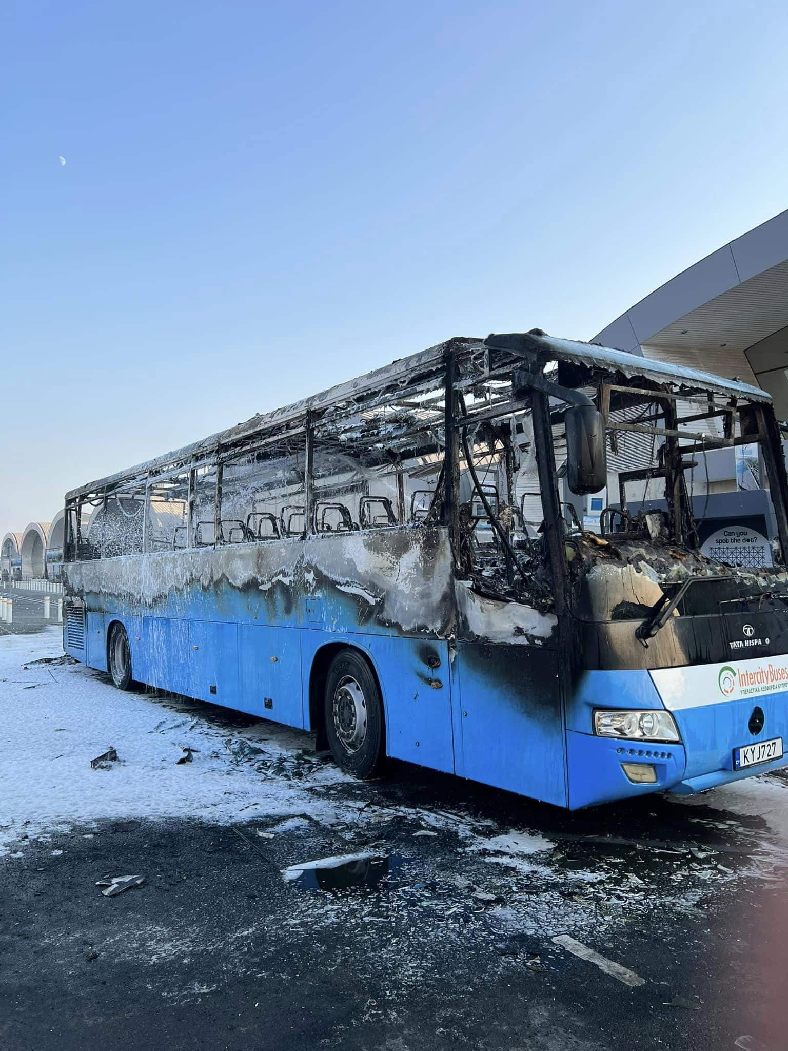 image Intercity bus on fire in Limassol, passengers jump out of window to escape