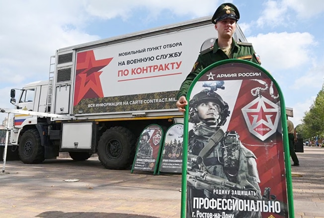 image Russia targets neighbour Kazakhstan with army recruitment ads