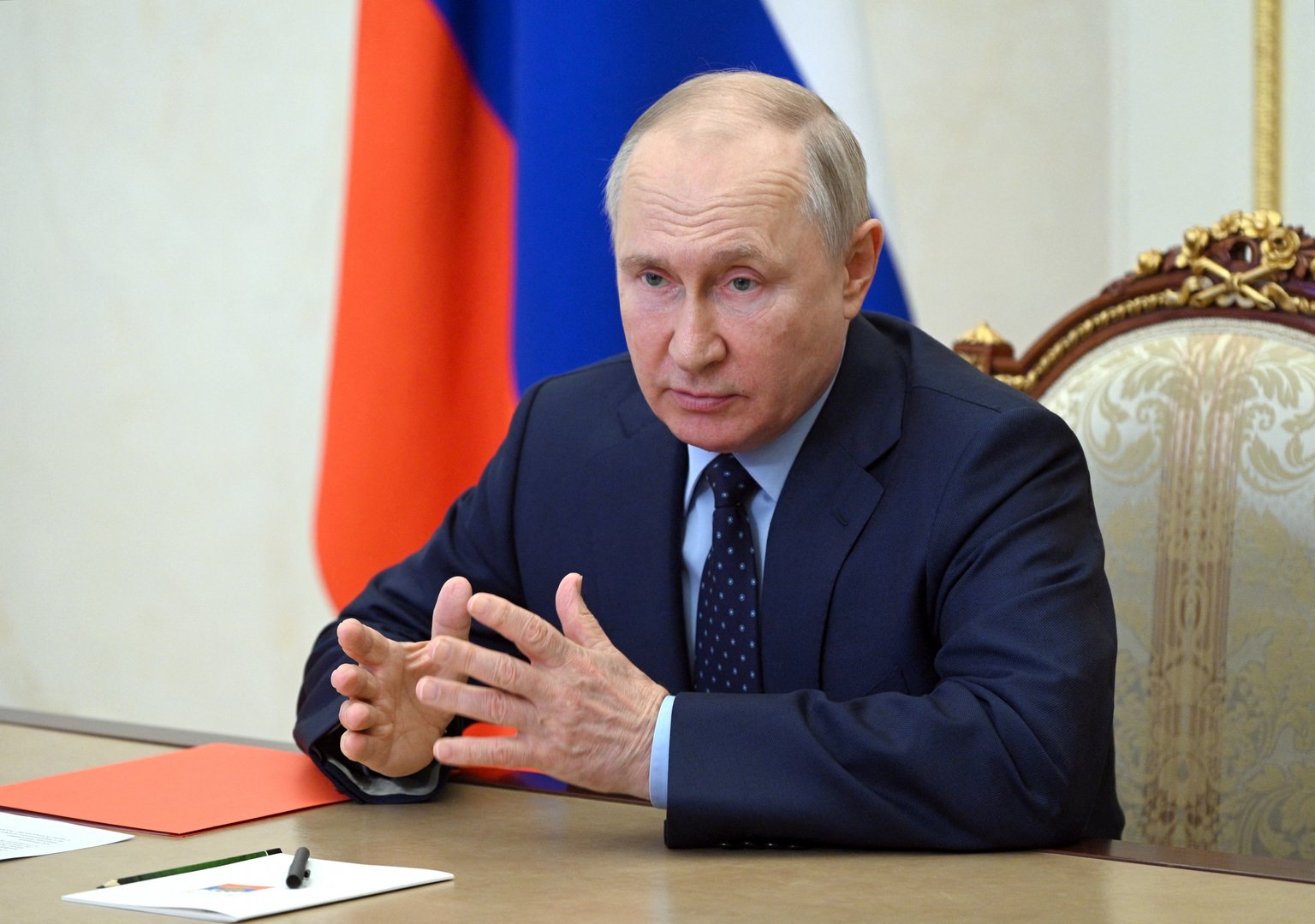 image Putin expresses condolences to families of those killed in Dagestan fire and blast