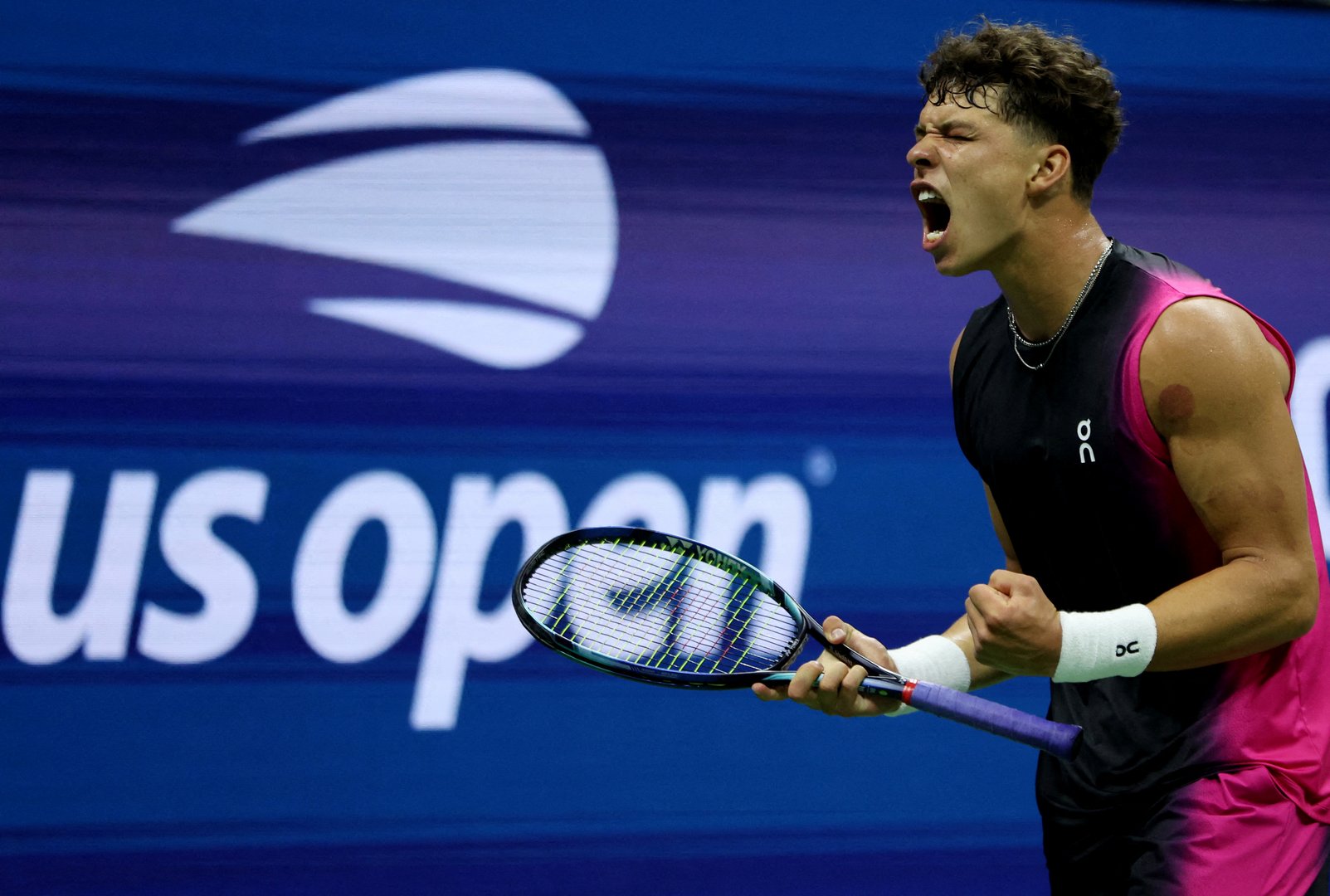 cover Shelton blasts past Tiafoe to set up semi final meeting with Djokovic