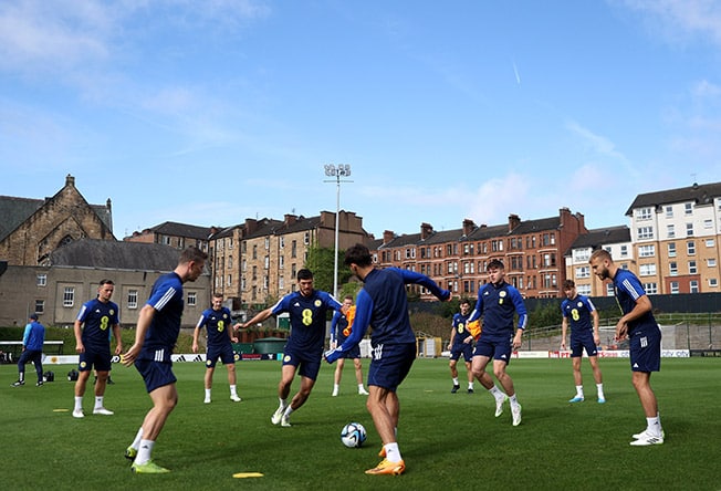 image England are benchmark for progress, says Scotland manager Clarke