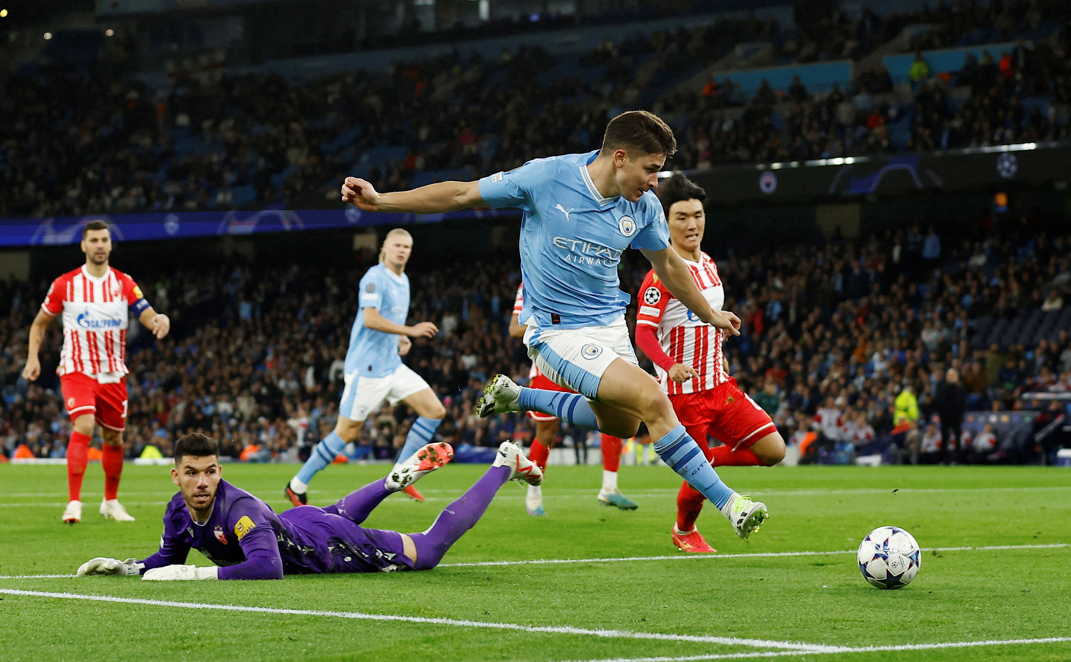 cover Alvarez helps Man City sweep past Red Star, Barca thrash Antwerp