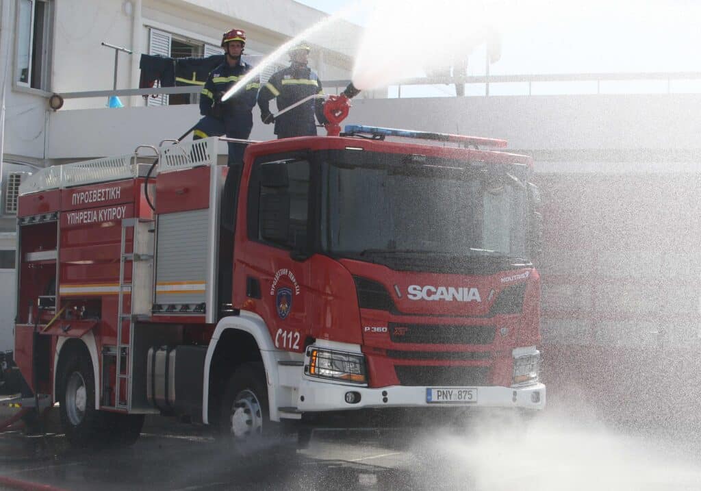 feature jon the new p360 scania fire trucks can hold 5,000 litres of water